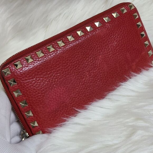 💯 Authentic Valentino Garavani Wallet 🍀 - Picture 7 of 16